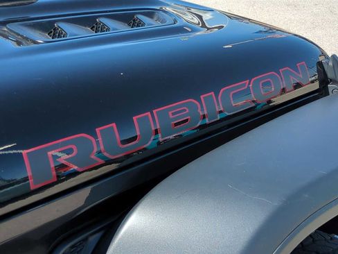 Used 2023 Jeep Wrangler Unlimited Rubicon image 32