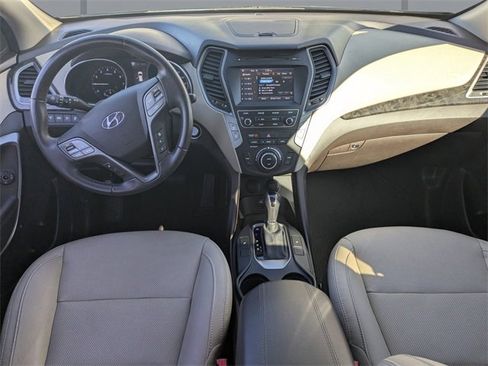 Used 2017 Hyundai Santa Fe Sport image 17