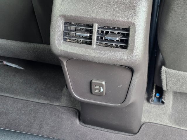 Used 2024 Chevrolet Equinox RS AWD/4WD image 19