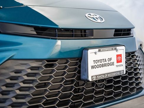 New 2026 Toyota Camry SE image 11