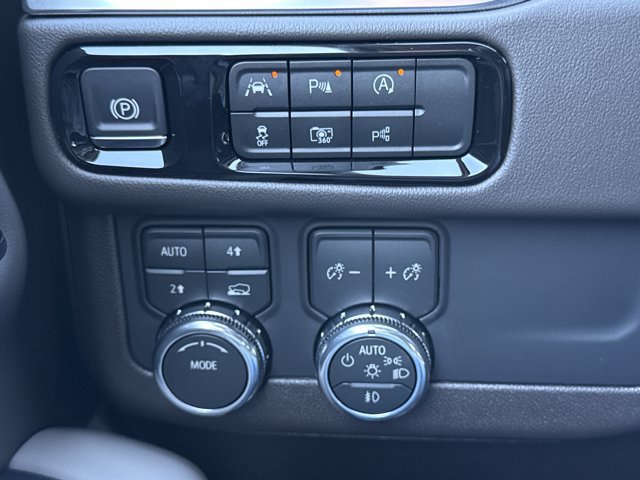 New 2027 GMC Yukon XL Elevation w/ Elevation Preferred Package AWD/4WD image 23