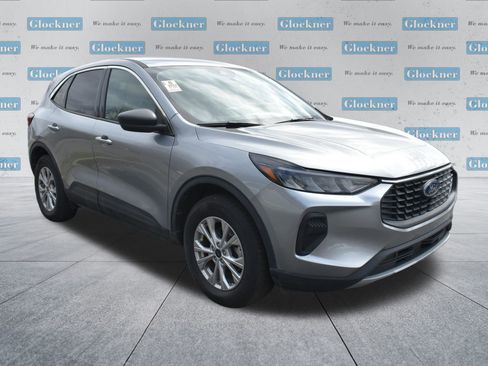 Used 2024 Ford Escape Active image 3