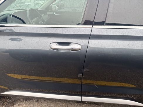 Used 2021 Hyundai Palisade Limited image 4