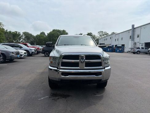 Used 2014 RAM 2500 Tradesman w/ Chrome Appearance Group AWD/4WD image 12