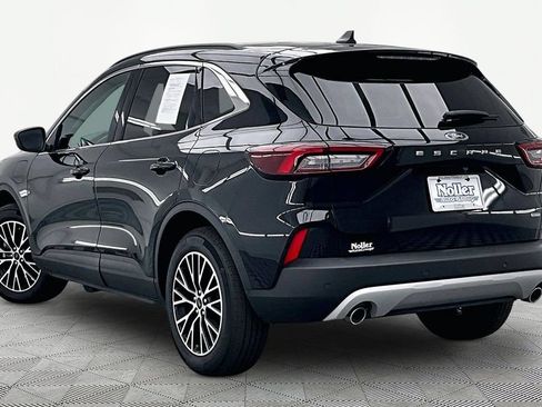 Certified 2025 Ford Escape SE FWD image 13