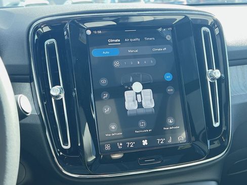 New 2026 Volvo EX40 Plus w/ Climate Package image 21