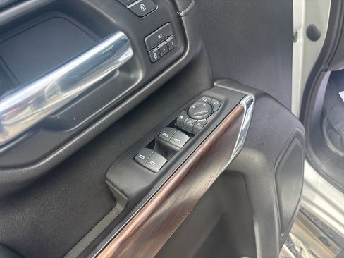 Used 2020 GMC Sierra 2500 SLT w/ SLT Convenience Package AWD/4WD image 16