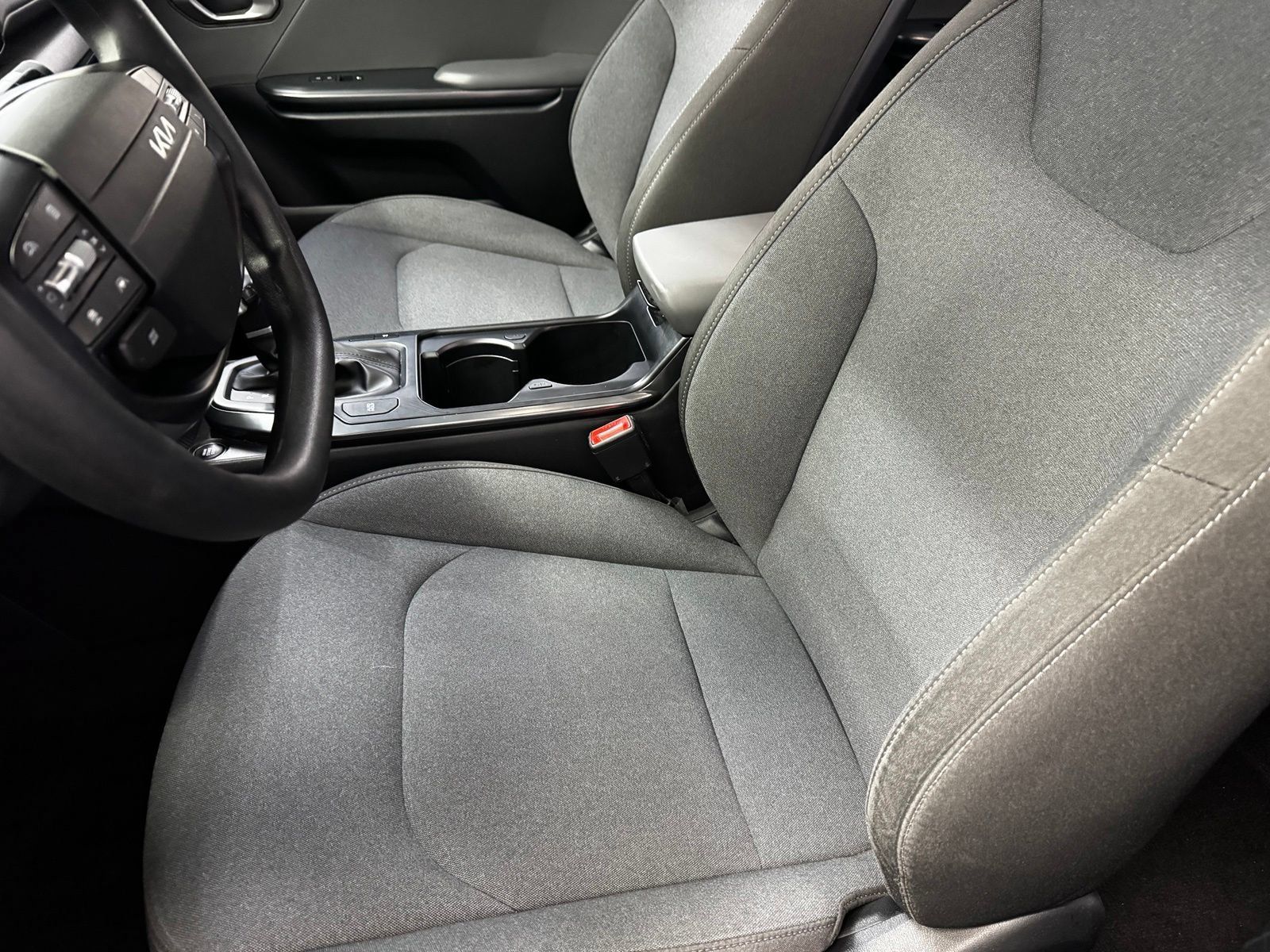 Used 2025 Kia K4 FWD image 10
