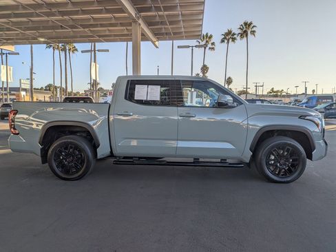 Used 2022 Toyota Tundra SR5 image 5