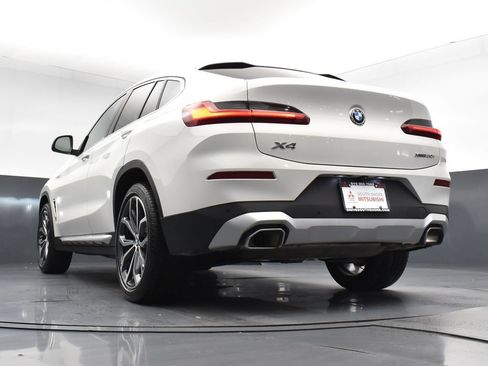 Used 2022 BMW X4 xDrive30i AWD/4WD image 25