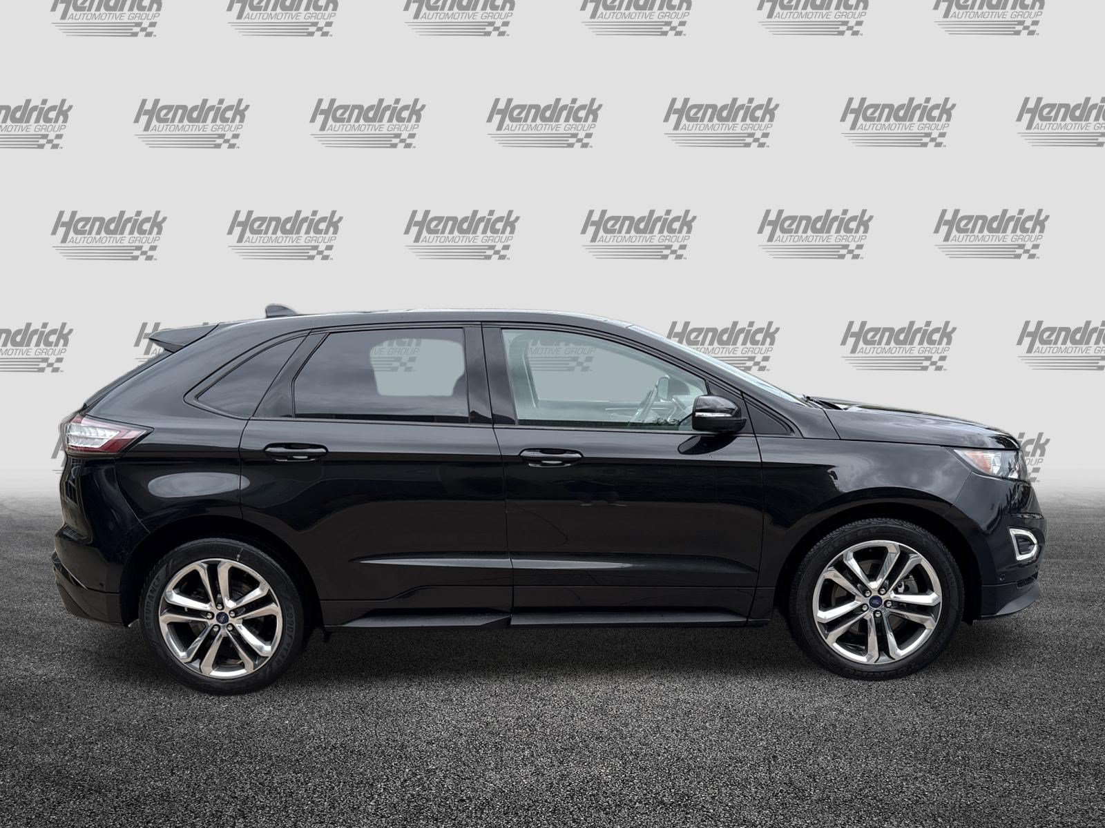 Used 2015 Ford Edge Sport w/ Equipment Group 401A FWD image 5