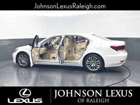 Used 2015 Lexus LS 460 L RWD image 38