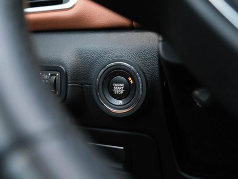 Used 2018 Maserati Ghibli Sedan 4D image 37