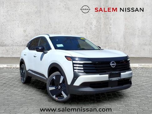 New 2026 Nissan Kicks SR w/ SR Premium Package AWD/4WD image 1