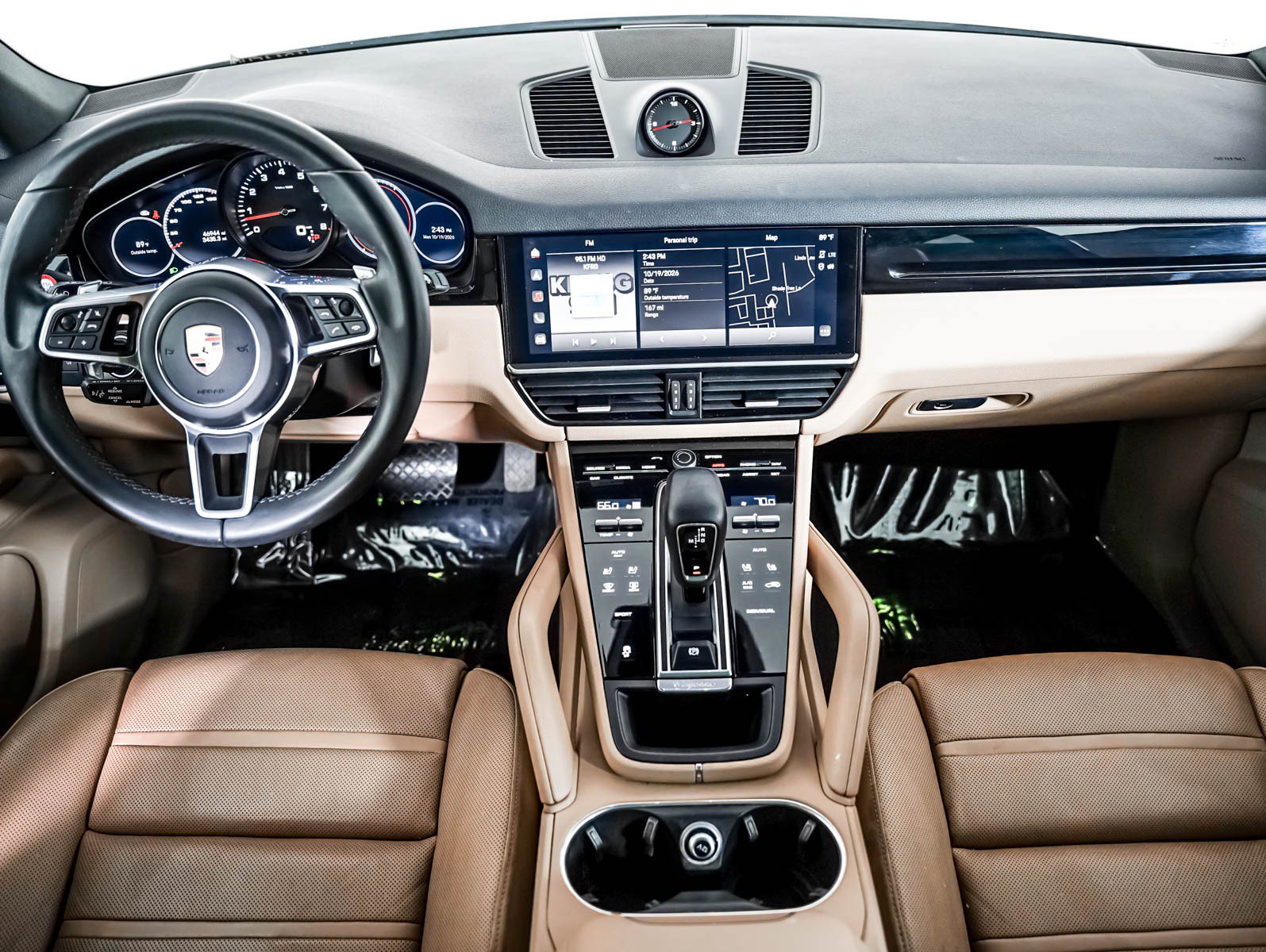 Certified 2023 Porsche Cayenne AWD/4WD image 15