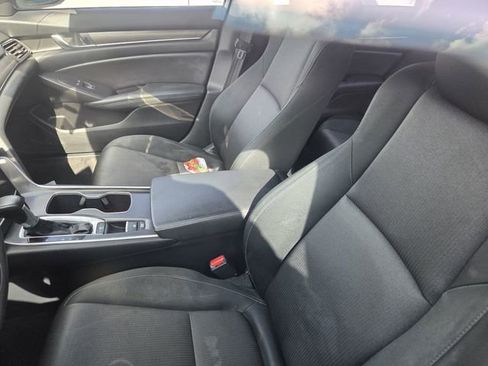 Used 2019 Honda Accord LX image 6