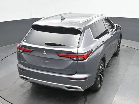 Used 2023 Mitsubishi Outlander SEL AWD/4WD image 32