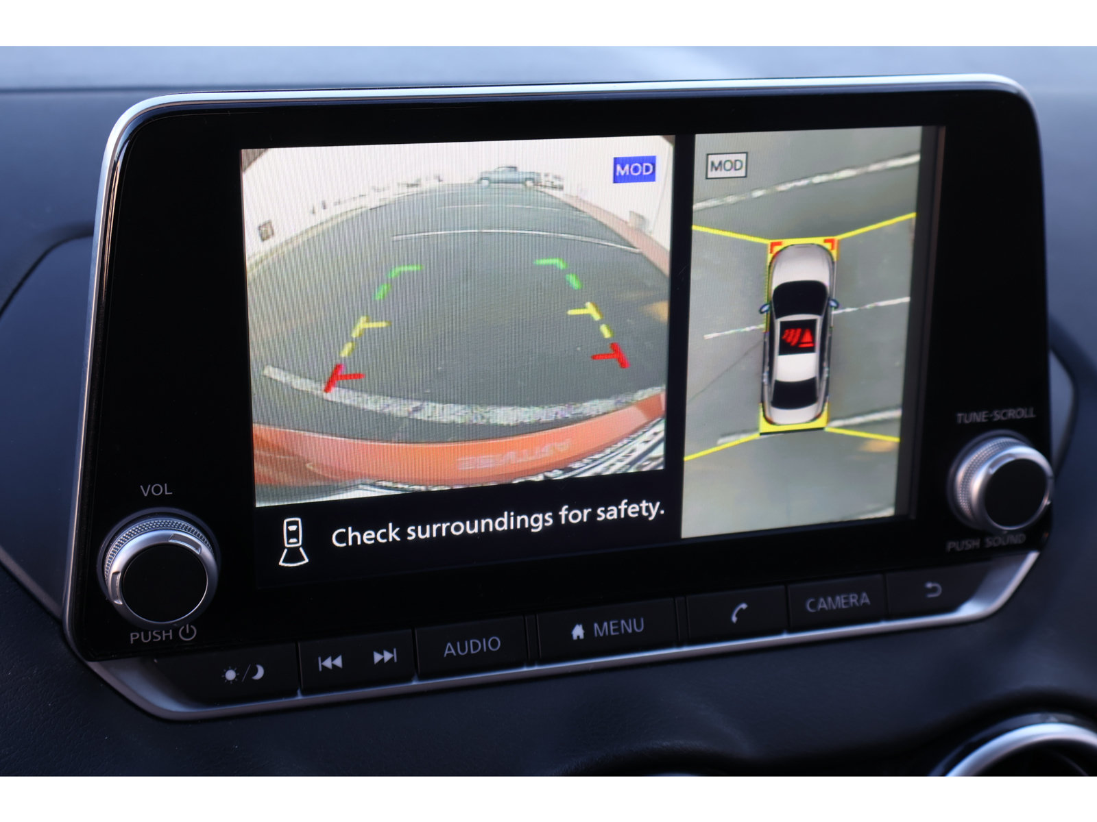 Used 2024 Nissan Sentra SR w/ SR Premium Package FWD image 6