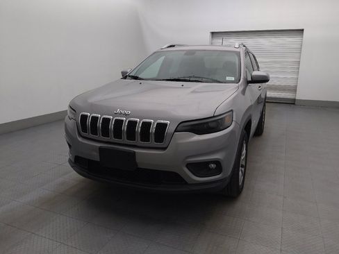 Used 2019 Jeep Cherokee Latitude Plus w/ Comfort/Convenience Group AWD/4WD image 15