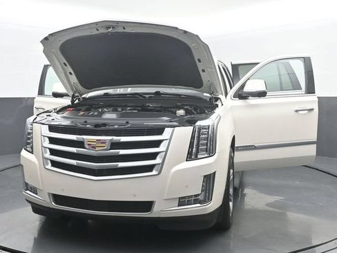 Used 2015 Cadillac Escalade Premium AWD/4WD image 54