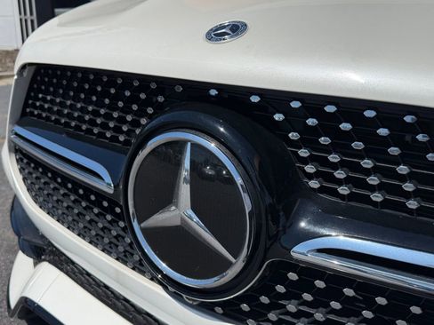 Used 2022 Mercedes-Benz GLE 350 w/ AMG Line Exterior image 7