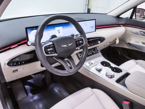 Certified 2026 Genesis GV70 2.5T Select image 2