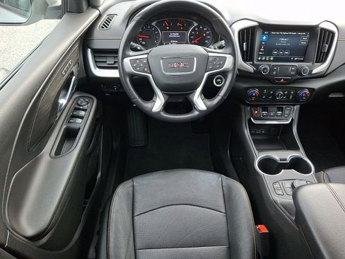 Used 2021 GMC Terrain SLT image 11