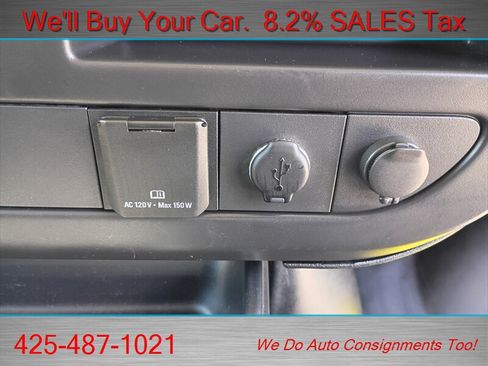 Used 2017 Chevrolet Express 2500 RWD image 18