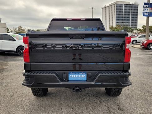 Used 2025 Chevrolet Silverado 1500 Custom Trail Boss w/ Dark Appearance Package image 6