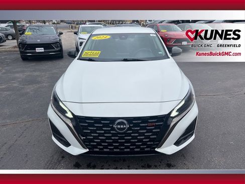 Used 2024 Nissan Altima 2.5 SR image 13