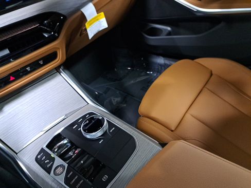 New 2026 BMW 330i Sedan w/ Premium Package image 26