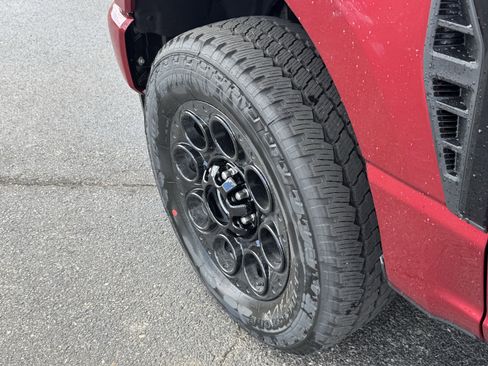 New 2026 Ford F250 XLT w/ XLT Premium Package image 8