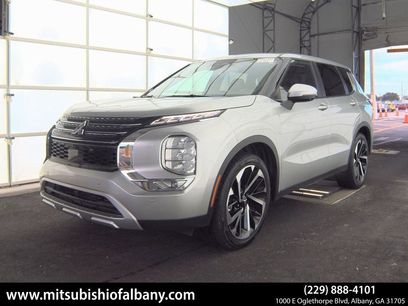 Used 2024 Mitsubishi Outlander SE