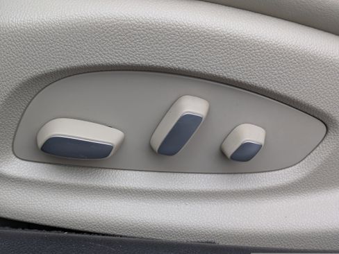 Used 2019 Cadillac XTS Luxury w/ Driver Awareness Package image 20