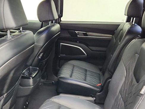 Used 2024 Kia Telluride SX Prestige X-Pro AWD/4WD image 21