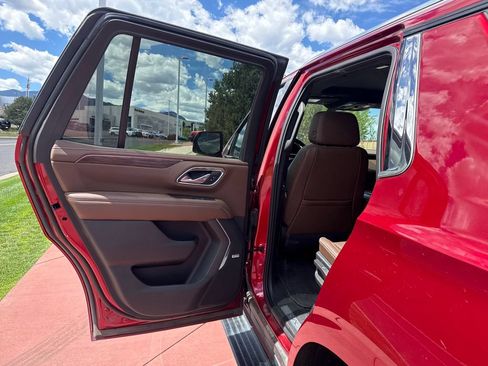 Used 2022 Chevrolet Tahoe High Country AWD/4WD image 20