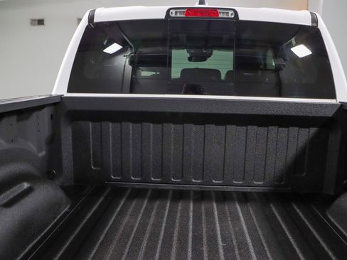 Used 2022 RAM 1500 Laramie image 29