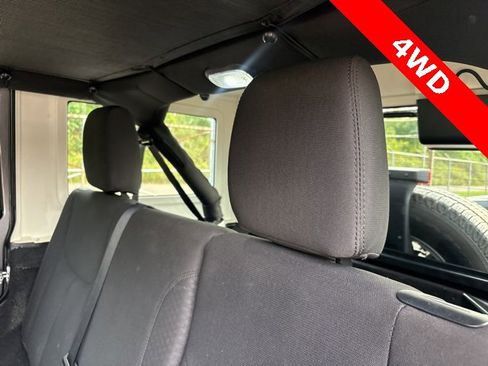 Used 2017 Jeep Wrangler Unlimited Sport w/ Quick Order Package 24S image 23