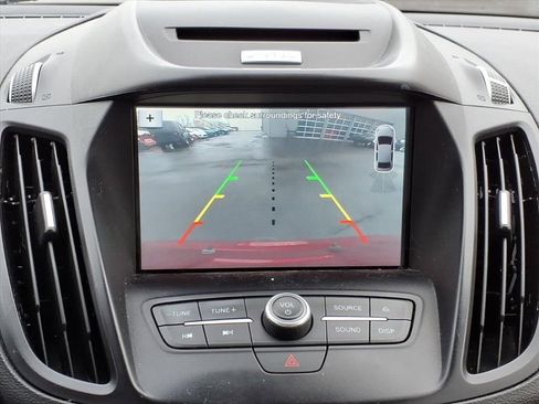 Used 2017 Ford Escape SE w/ Equipment Group 201A image 15