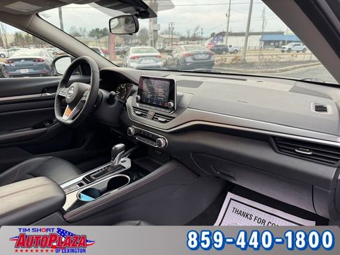 Used 2025 Nissan Altima 2.5 SR image 47