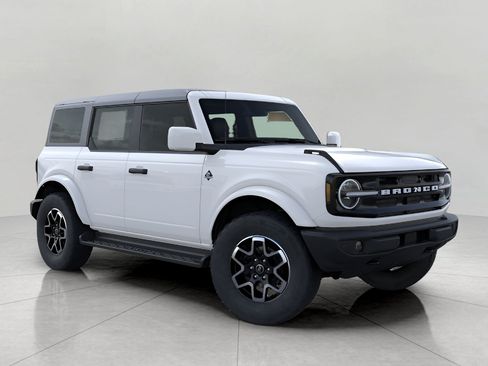 Used 2026 Ford Bronco Outer Banks AWD/4WD image 7
