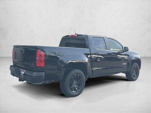 Used 2022 Chevrolet Colorado Z71 w/ Z71 Midnight Edition image 5