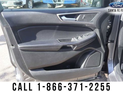Used 2024 Ford Edge SEL image 8