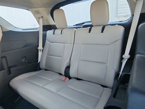 Used 2021 Ford Explorer Limited w/ Equipment Group 301A image 24