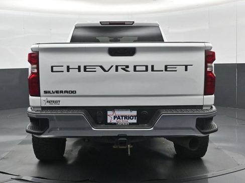 Used 2021 Chevrolet Silverado 2500 LT w/ Z71 Off-Road Package AWD/4WD image 2