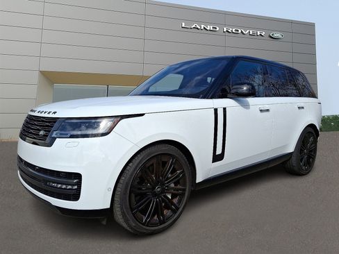 Certified 2023 Land Rover Range Rover SE image 1