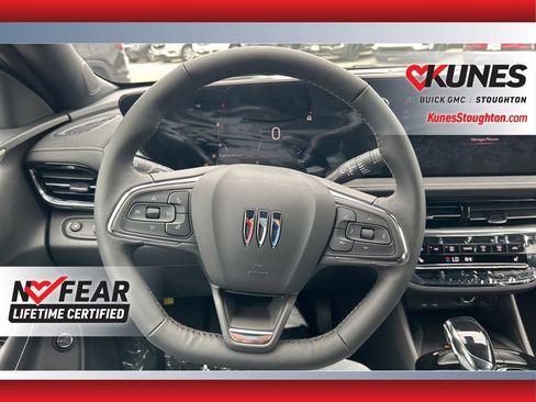 New 2025 Buick Envista Avenir image 31