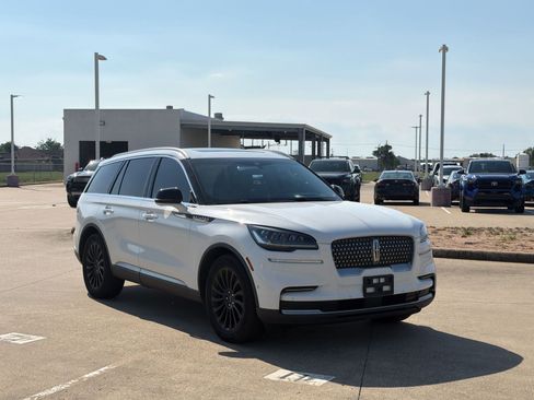 Used 2022 Lincoln Aviator Reserve w/ Equipment Group 201A RWD image 7