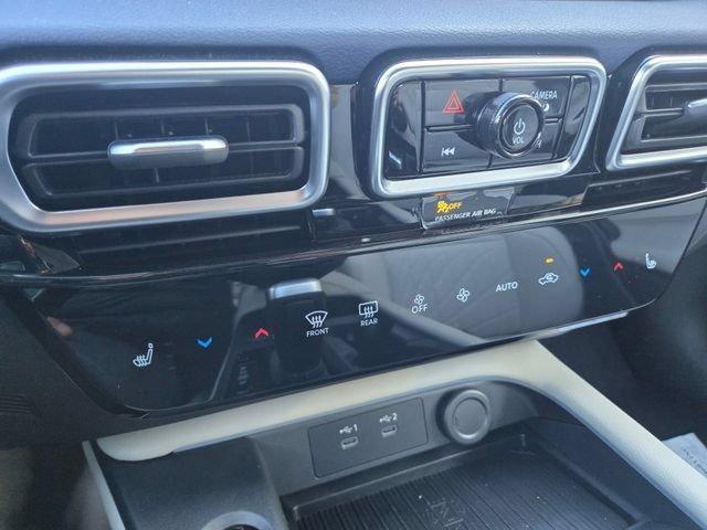 New 2026 Nissan Sentra SL w/ Floor Mat Package FWD image 19