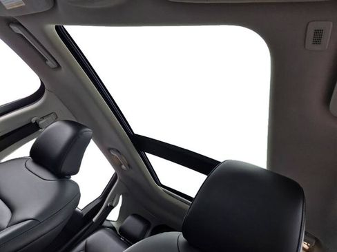 Used 2022 Ford Edge SEL w/ Convenience Package AWD/4WD image 8